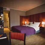 Henri Hotel Düsseldorf Downtown